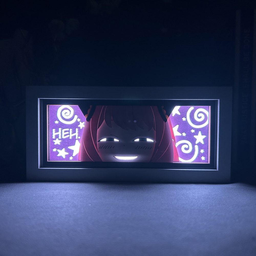 Anya Smug Light Box